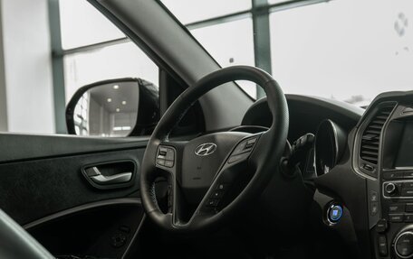 Hyundai Santa Fe III рестайлинг, 2017 год, 2 195 000 рублей, 13 фотография