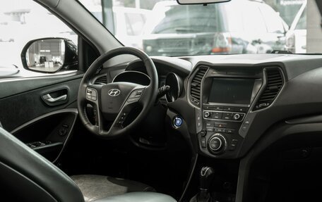 Hyundai Santa Fe III рестайлинг, 2017 год, 2 195 000 рублей, 16 фотография