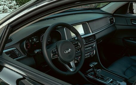 KIA Optima IV, 2018 год, 1 795 000 рублей, 11 фотография