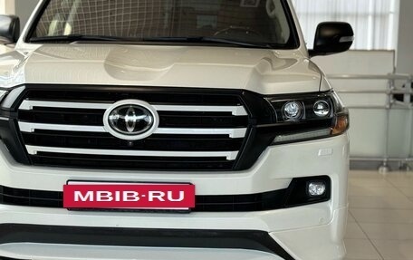 Toyota Land Cruiser 200, 2016 год, 5 968 000 рублей, 4 фотография