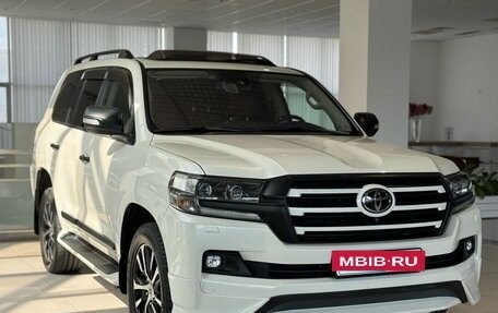 Toyota Land Cruiser 200, 2016 год, 5 968 000 рублей, 2 фотография