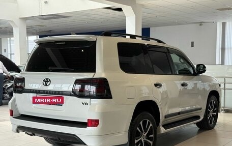 Toyota Land Cruiser 200, 2016 год, 5 968 000 рублей, 12 фотография