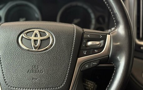 Toyota Land Cruiser 200, 2016 год, 5 968 000 рублей, 33 фотография