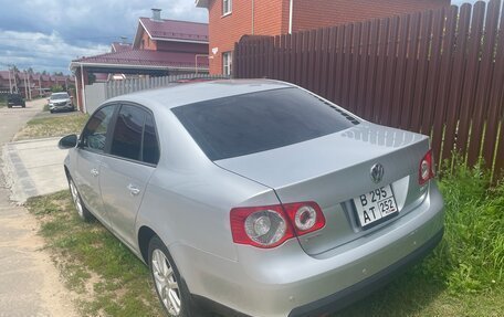 Volkswagen Jetta VI, 2006 год, 599 000 рублей, 4 фотография