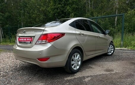 Hyundai Solaris II рестайлинг, 2014 год, 800 000 рублей, 9 фотография