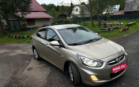 Hyundai Solaris II рестайлинг, 2014 год, 800 000 рублей, 8 фотография