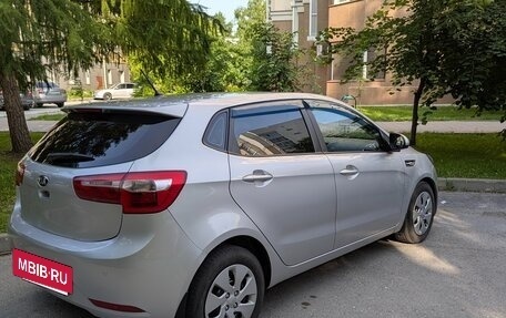 KIA Rio III рестайлинг, 2013 год, 990 000 рублей, 2 фотография