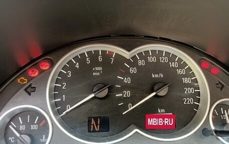 Opel Corsa C рестайлинг, 2004 год, 100 000 рублей, 12 фотография