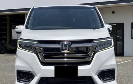 Honda Stepwgn IV, 2021 год, 2 180 000 рублей, 3 фотография