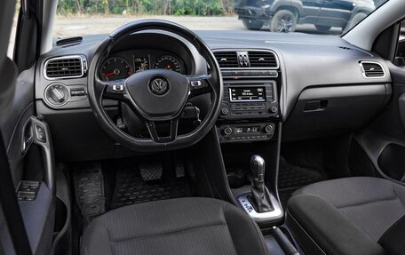 Volkswagen Polo VI (EU Market), 2017 год, 1 270 000 рублей, 6 фотография