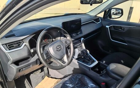 Toyota RAV4, 2025 год, 2 920 000 рублей, 6 фотография