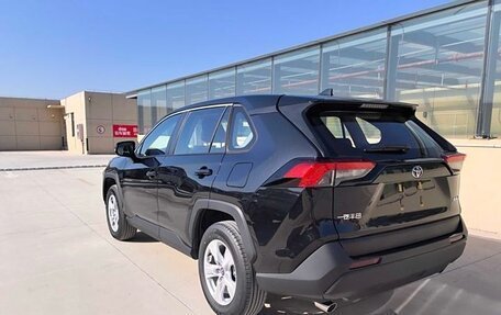 Toyota RAV4, 2025 год, 2 920 000 рублей, 12 фотография