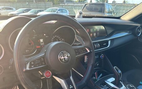 Alfa Romeo Stelvio, 2020 год, 6 800 000 рублей, 8 фотография