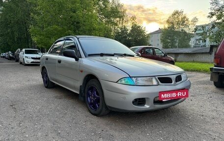 Mitsubishi Carisma I, 1997 год, 250 000 рублей, 9 фотография
