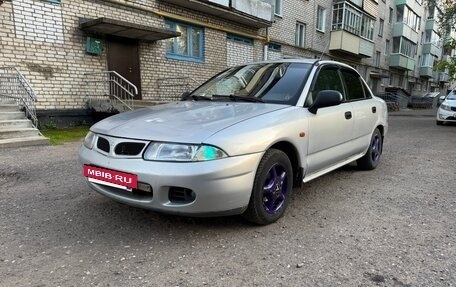 Mitsubishi Carisma I, 1997 год, 250 000 рублей, 7 фотография