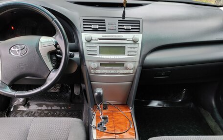 Toyota Camry, 2009 год, 1 350 000 рублей, 8 фотография