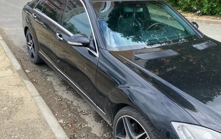 Mercedes-Benz S-Класс, 2005 год, 1 100 000 рублей, 3 фотография