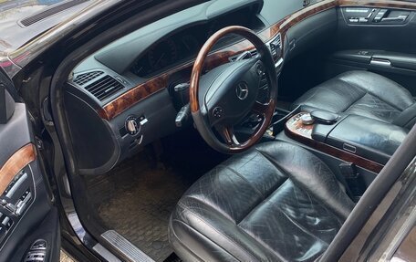 Mercedes-Benz S-Класс, 2005 год, 1 100 000 рублей, 8 фотография