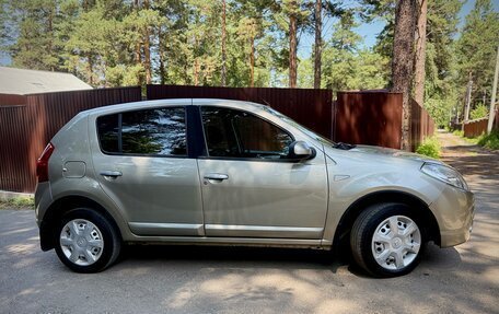 Renault Sandero I, 2011 год, 450 000 рублей, 2 фотография