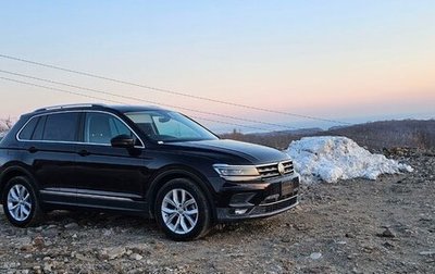 Volkswagen Tiguan II, 2018 год, 2 300 000 рублей, 1 фотография