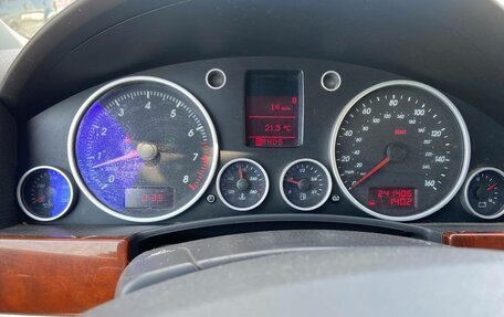 Volkswagen Touareg III, 2005 год, 800 000 рублей, 5 фотография