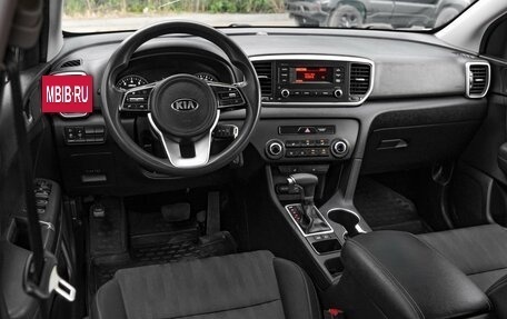 KIA Sportage IV рестайлинг, 2018 год, 2 310 000 рублей, 6 фотография