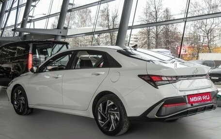 Hyundai Elantra, 2024 год, 2 990 000 рублей, 6 фотография