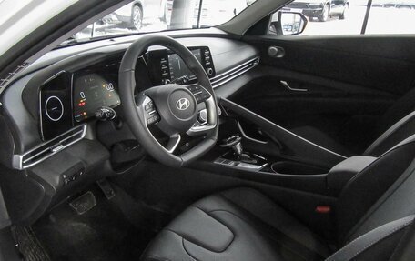 Hyundai Elantra, 2024 год, 2 990 000 рублей, 14 фотография