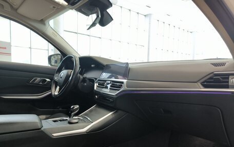 BMW 3 серия, 2019 год, 3 450 000 рублей, 11 фотография