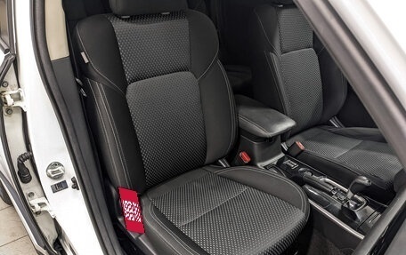 Mitsubishi Outlander III рестайлинг 3, 2021 год, 2 070 000 рублей, 22 фотография