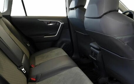 Toyota RAV4, 2024 год, 4 250 000 рублей, 16 фотография