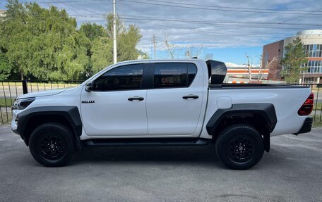 Toyota Hilux VIII, 2024 год, 7 600 000 рублей, 14 фотография