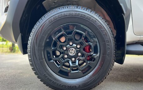 Toyota Hilux VIII, 2024 год, 7 600 000 рублей, 11 фотография
