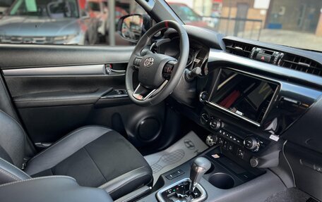 Toyota Hilux VIII, 2024 год, 7 600 000 рублей, 17 фотография