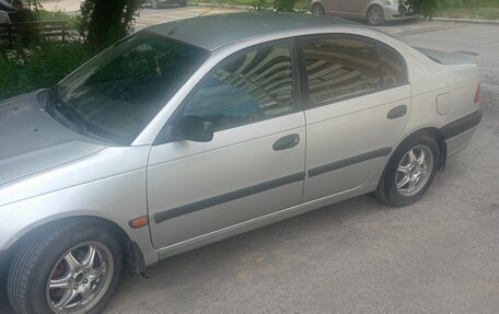 Toyota Avensis III рестайлинг, 1998 год, 330 000 рублей, 3 фотография