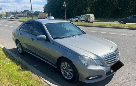 Mercedes-Benz E-Класс, 2010 год, 1 640 000 рублей, 12 фотография