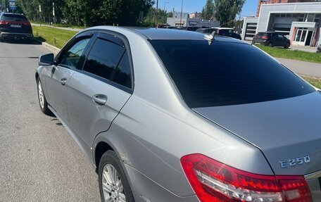 Mercedes-Benz E-Класс, 2010 год, 1 640 000 рублей, 10 фотография
