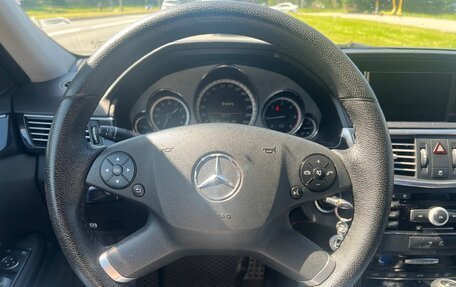 Mercedes-Benz E-Класс, 2010 год, 1 640 000 рублей, 19 фотография