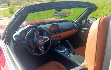 Fiat 124 Spider I, 2016 год, 1 600 000 рублей, 2 фотография