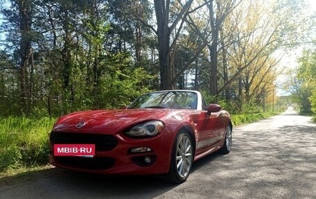 Fiat 124 Spider I, 2016 год, 1 600 000 рублей, 6 фотография
