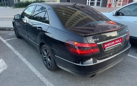 Mercedes-Benz E-Класс, 2011 год, 1 080 000 рублей, 5 фотография