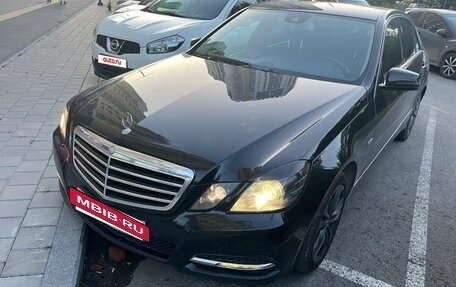 Mercedes-Benz E-Класс, 2011 год, 1 080 000 рублей, 7 фотография