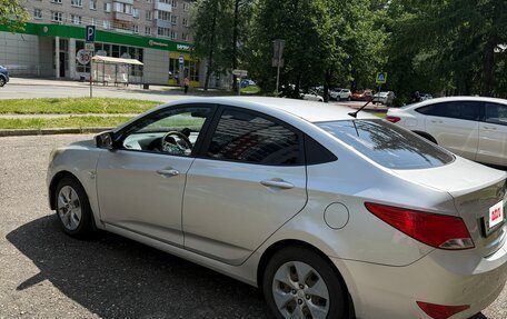 Hyundai Solaris II рестайлинг, 2016 год, 850 000 рублей, 4 фотография