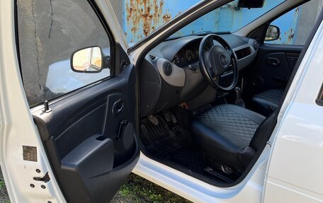 Renault Logan I, 2011 год, 370 000 рублей, 1 фотография