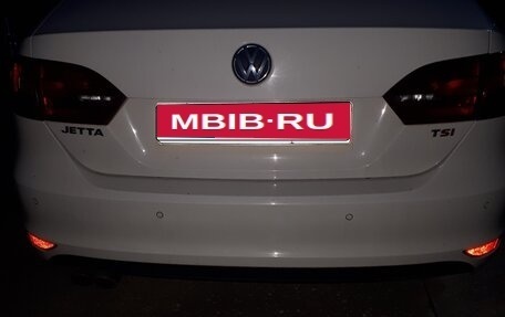 Volkswagen Jetta VI, 2011 год, 1 000 000 рублей, 1 фотография