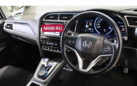 Honda Shuttle II, 2016 год, 1 405 500 рублей, 6 фотография
