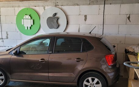 Volkswagen Polo VI (EU Market), 2011 год, 730 000 рублей, 3 фотография