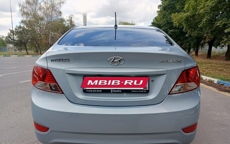 Hyundai Solaris II рестайлинг, 2012 год, 930 000 рублей, 5 фотография