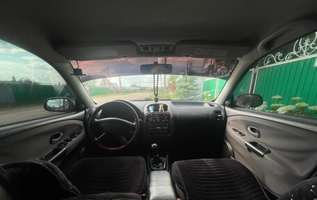 Mitsubishi Carisma I, 2003 год, 280 000 рублей, 13 фотография