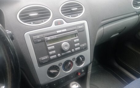 Ford Focus II рестайлинг, 2005 год, 430 000 рублей, 2 фотография